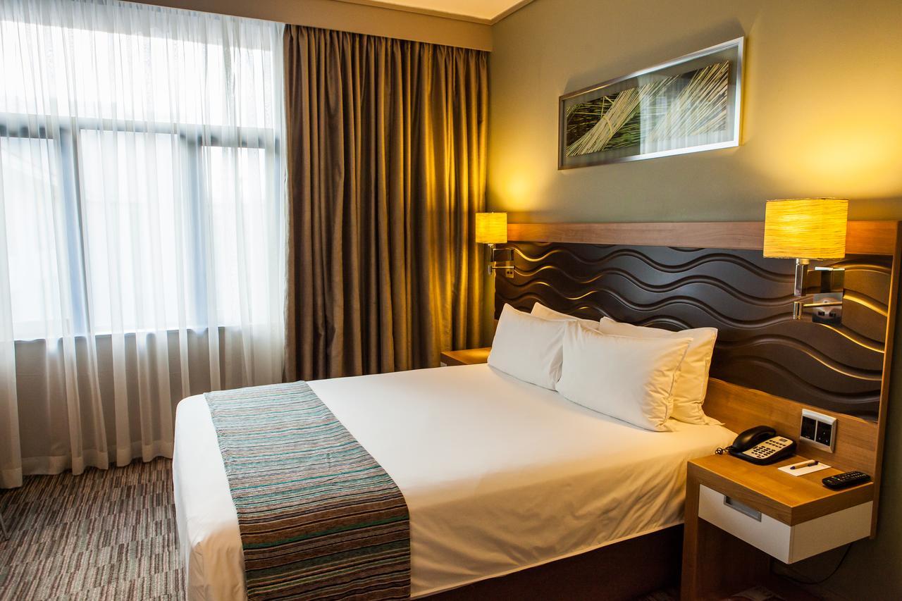 Standard Room 1 Queen Bed Non Smoking
