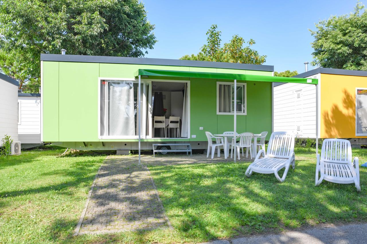 Two-Bedroom Mobile Home Deluxe