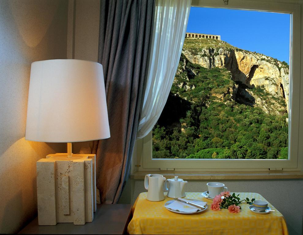 Double or Twin Room with Sea and Temple View,67044583:JPEG