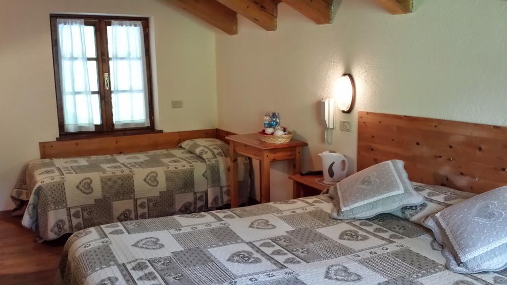 Dreibettzimmer