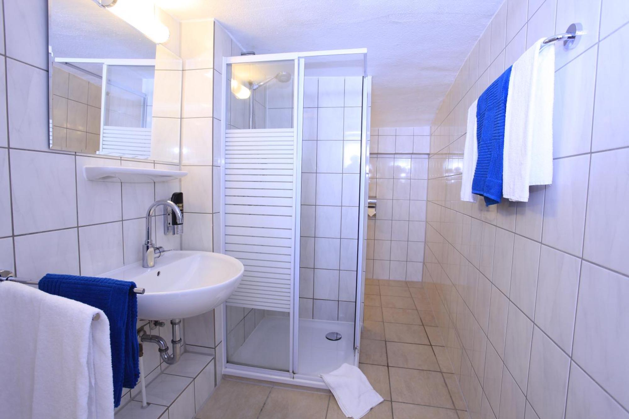 Doppelzimmer mit Gemeinschaftsbad