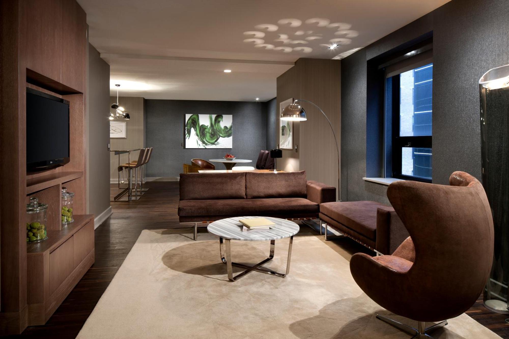One-Bedroom Suite with City View