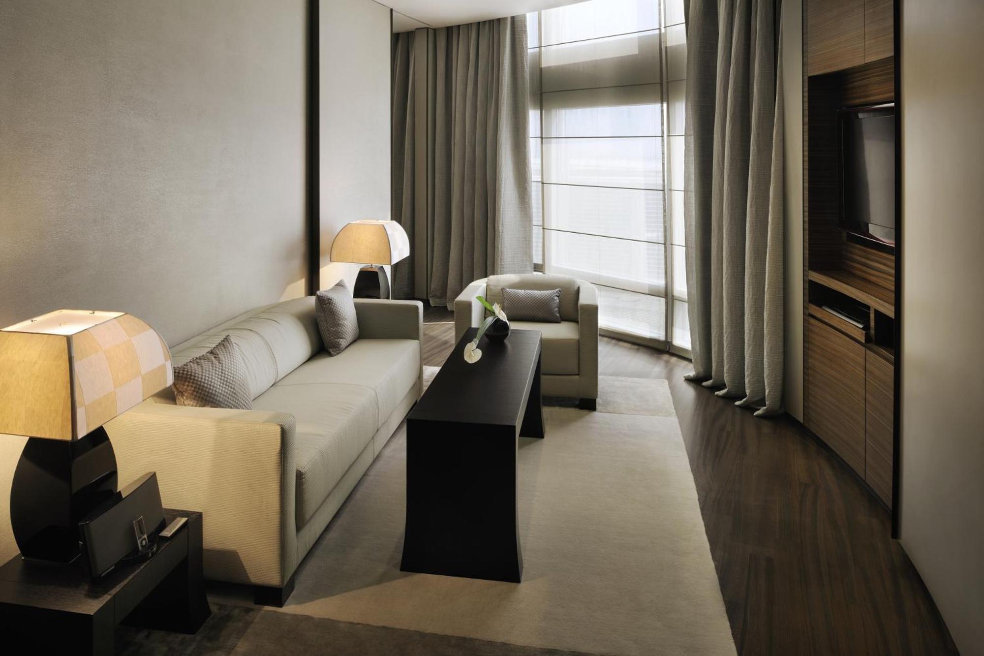 Armani Premiere Room,703261219:JPEG