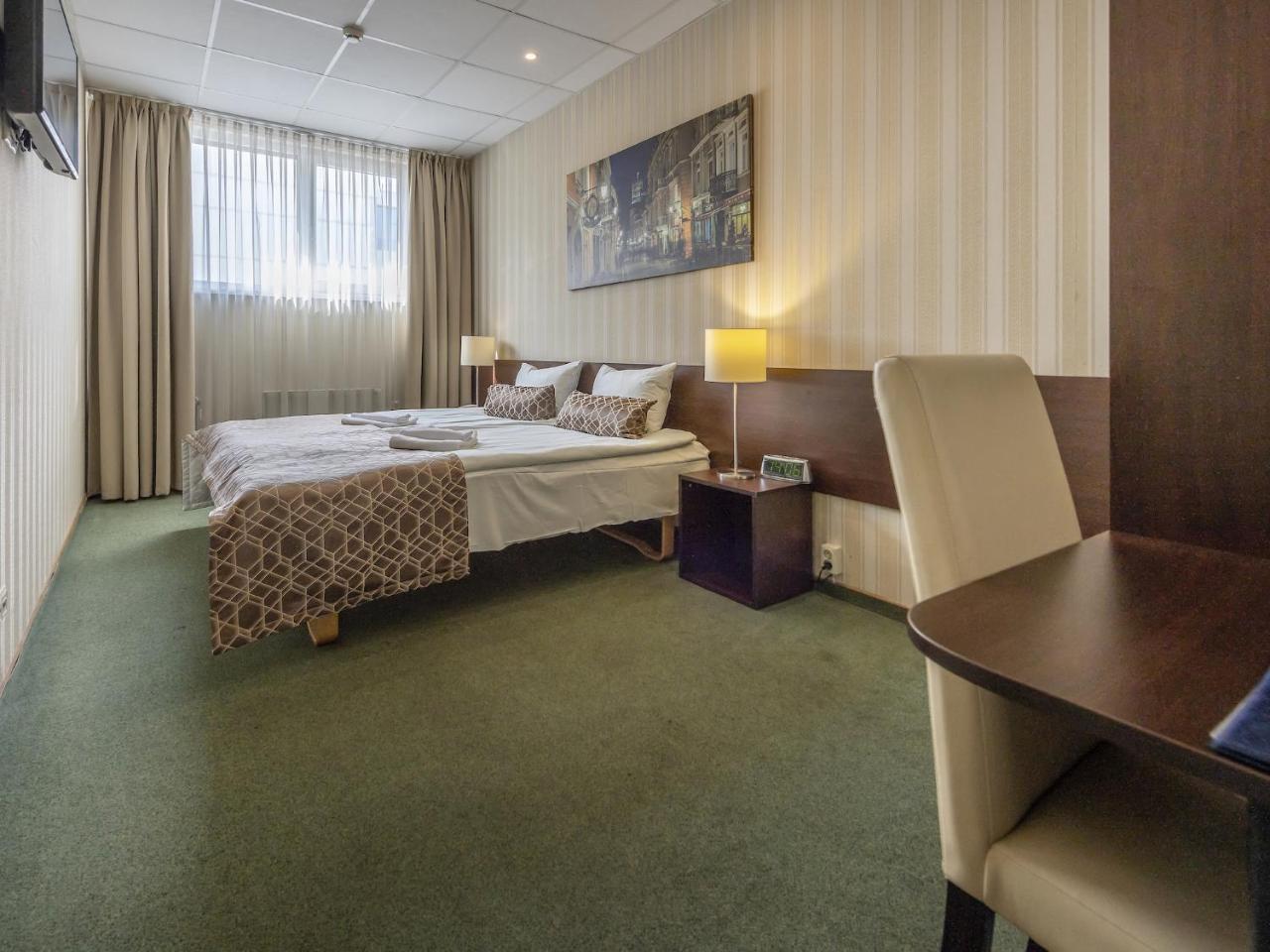 Standard Double Room,737514745:JPEG