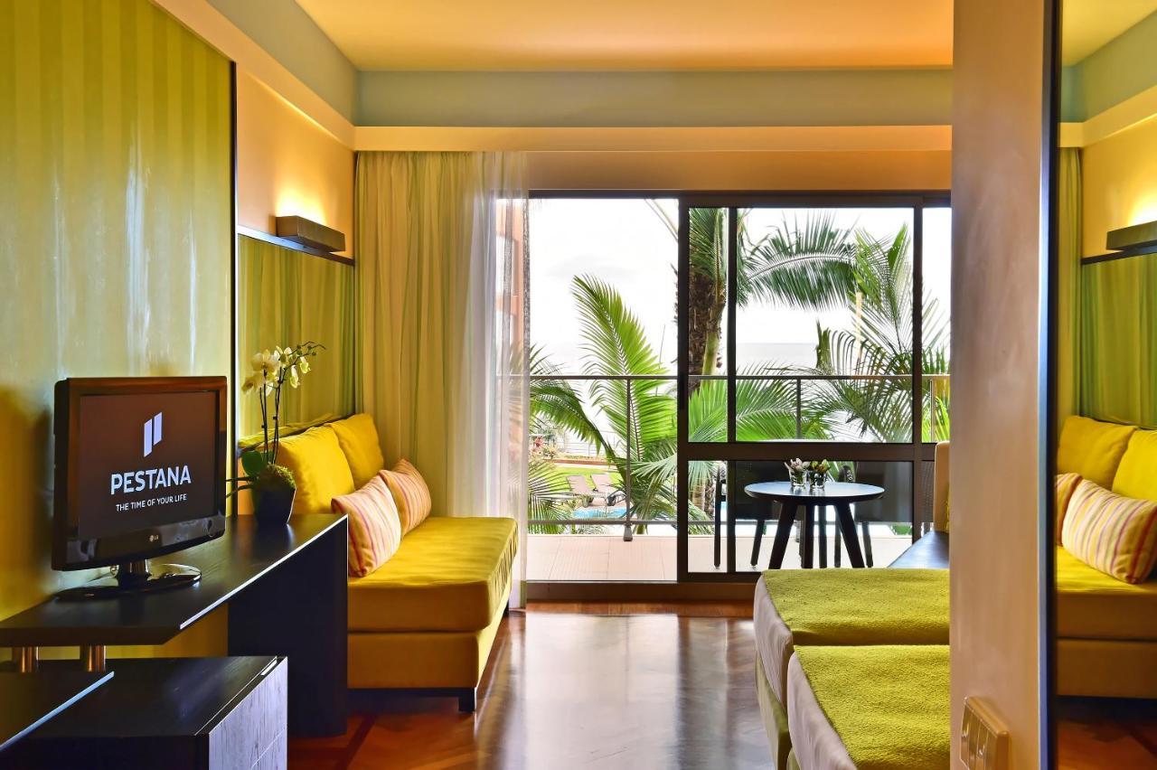 Double or Twin Room Pool View