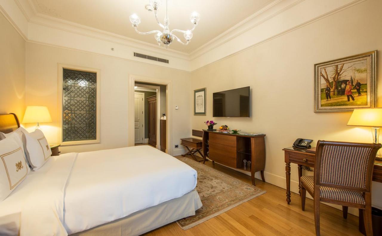Deluxe Pera Side Room King