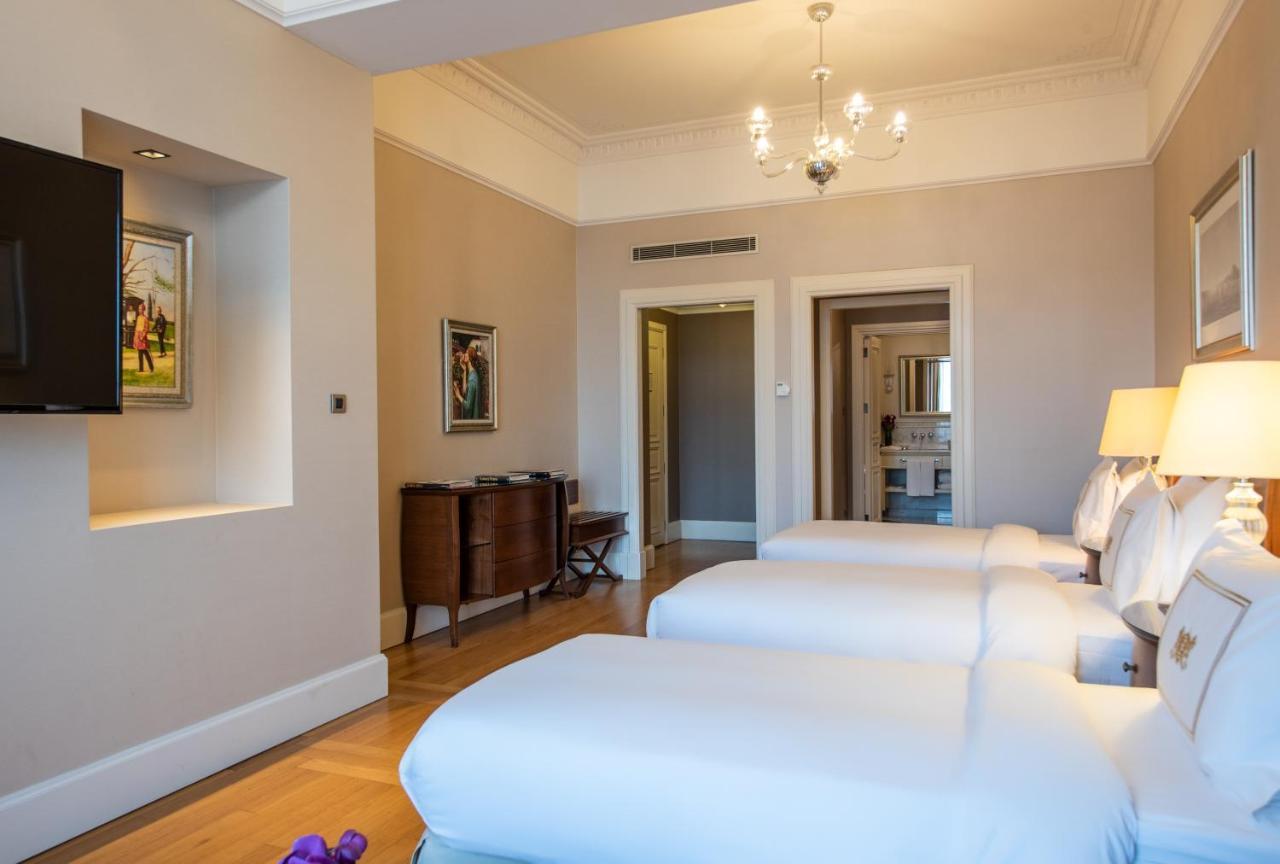 Grand Pera Studio Triple Room