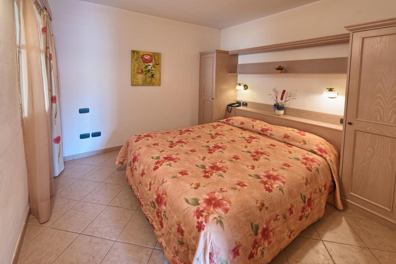 One-Bedroom Apartment (4 Adults + 2 Children),763003201:JPEG