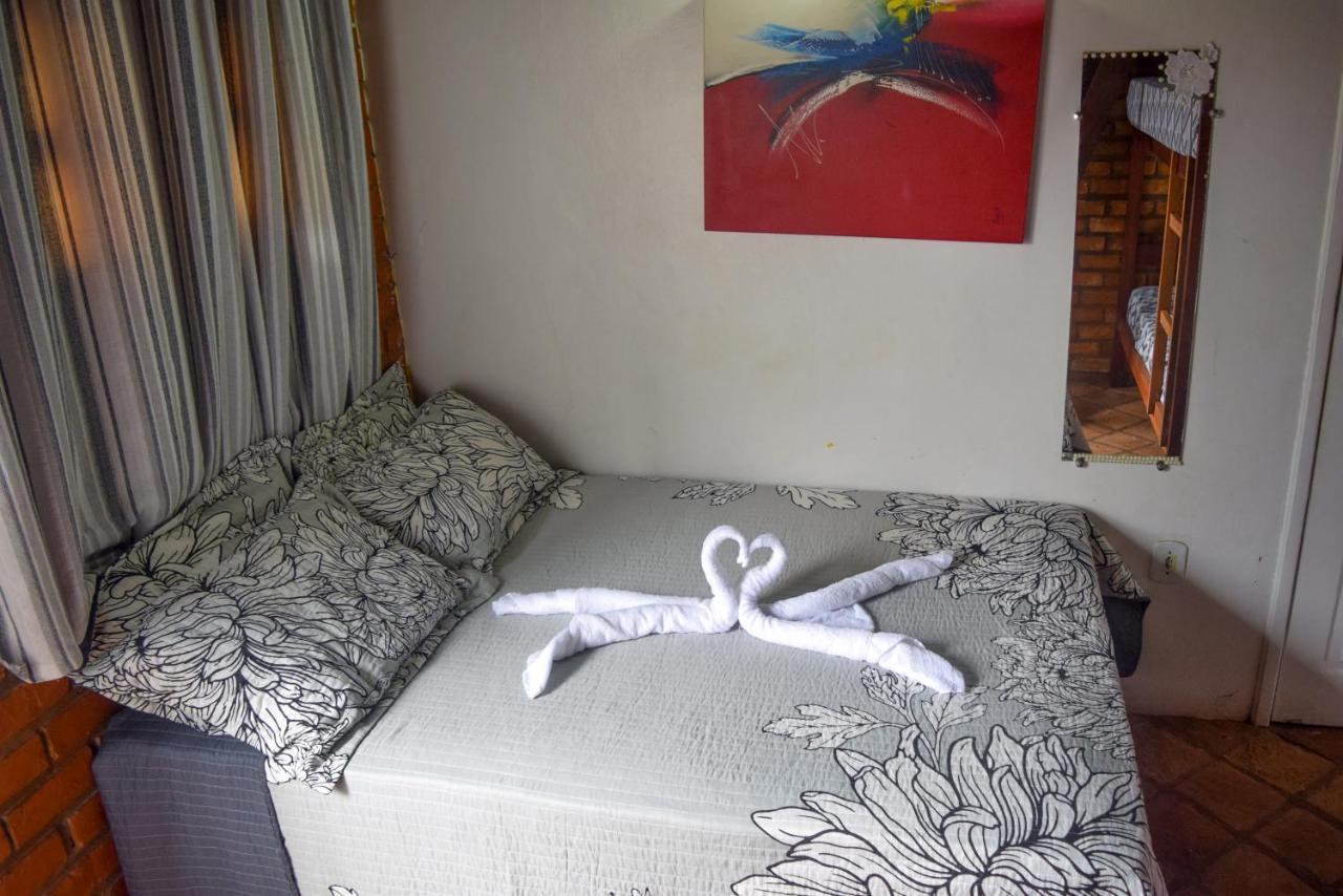 Family Room,768677392:JPEG
