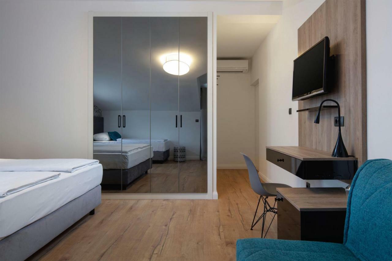 Triple Room Sea View