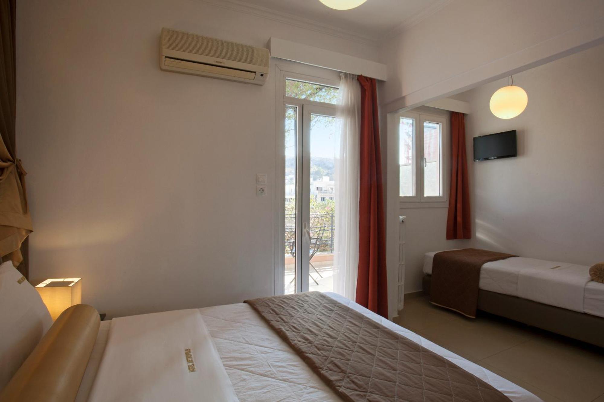 Triple Room Acropolis View