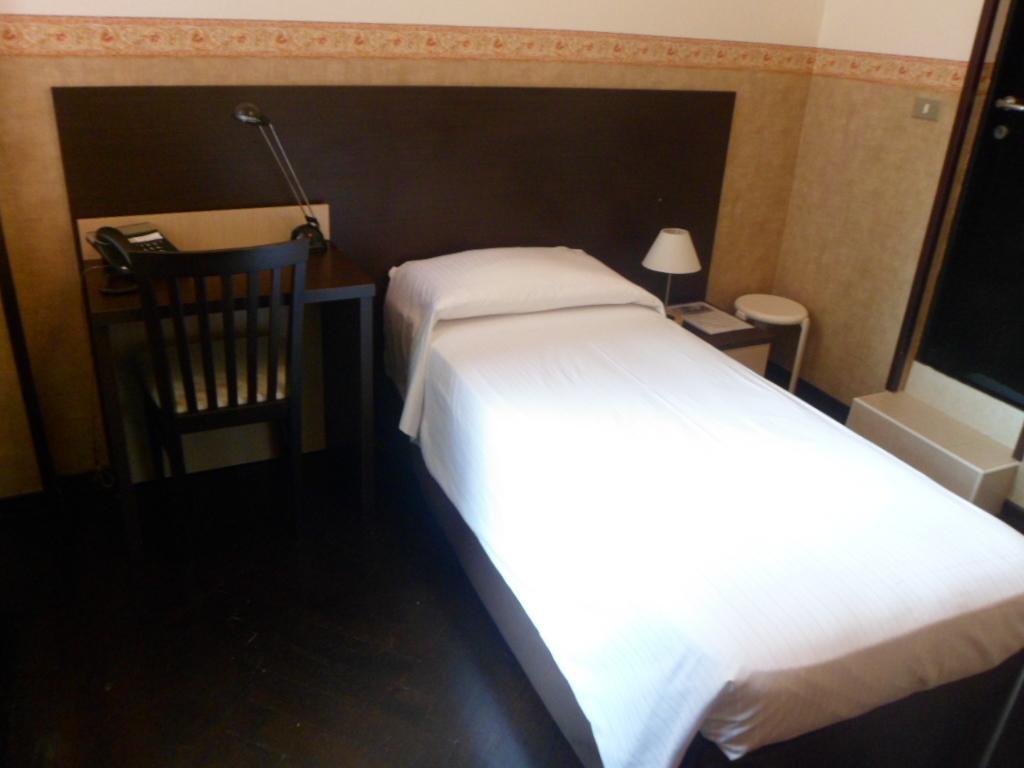 Economy Single Room