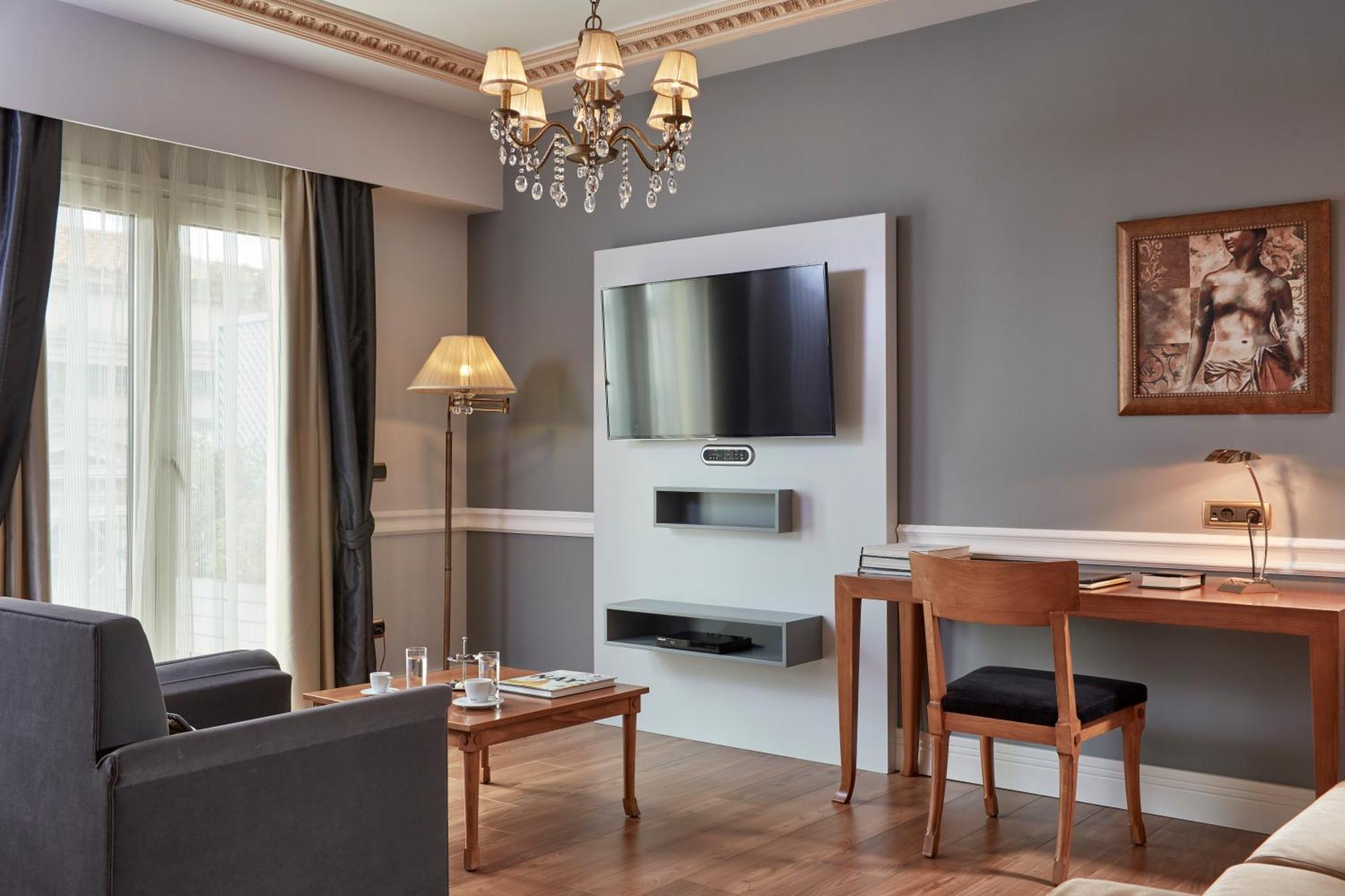 Exclusive Suite