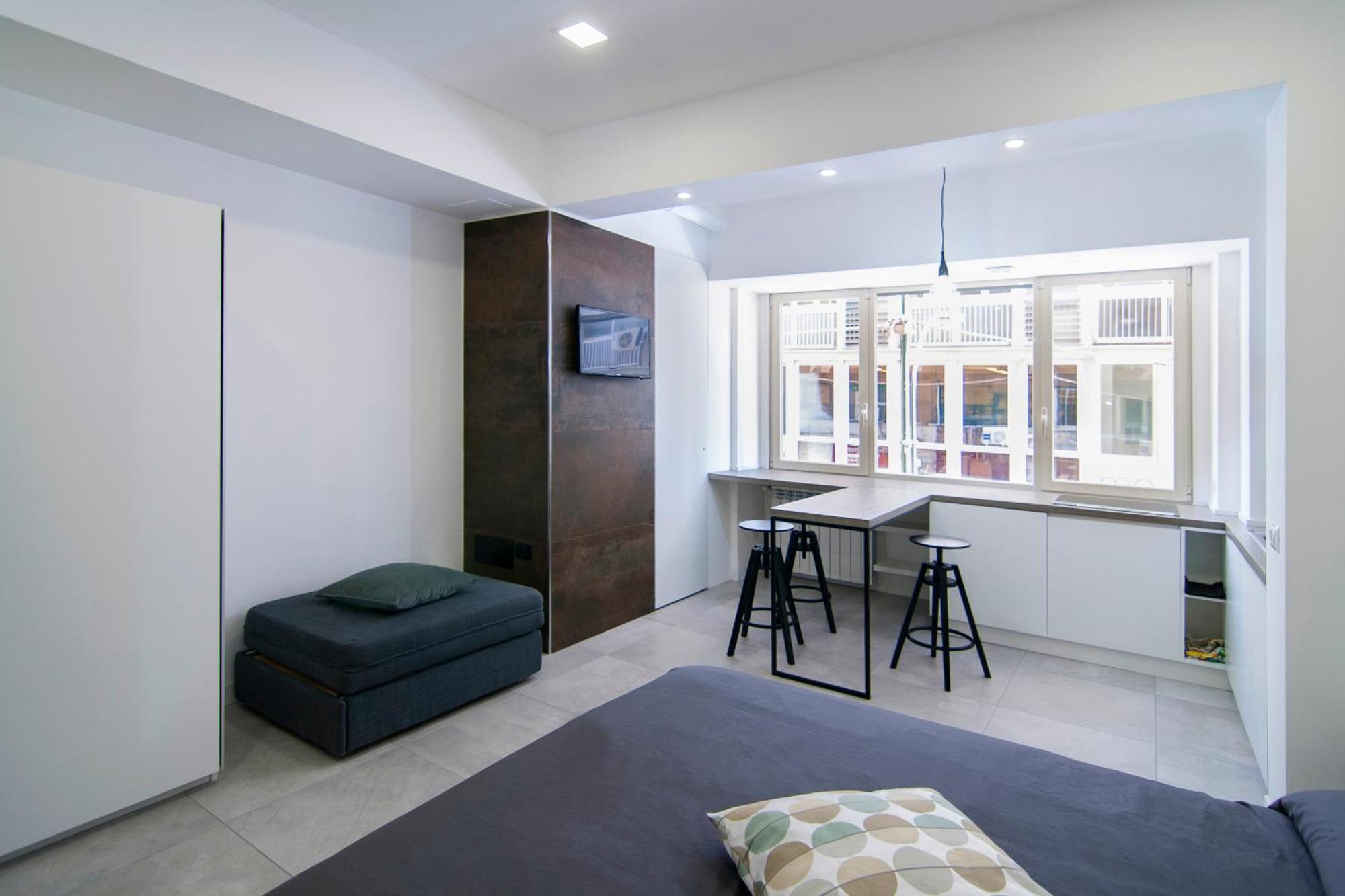 Studio Apartment