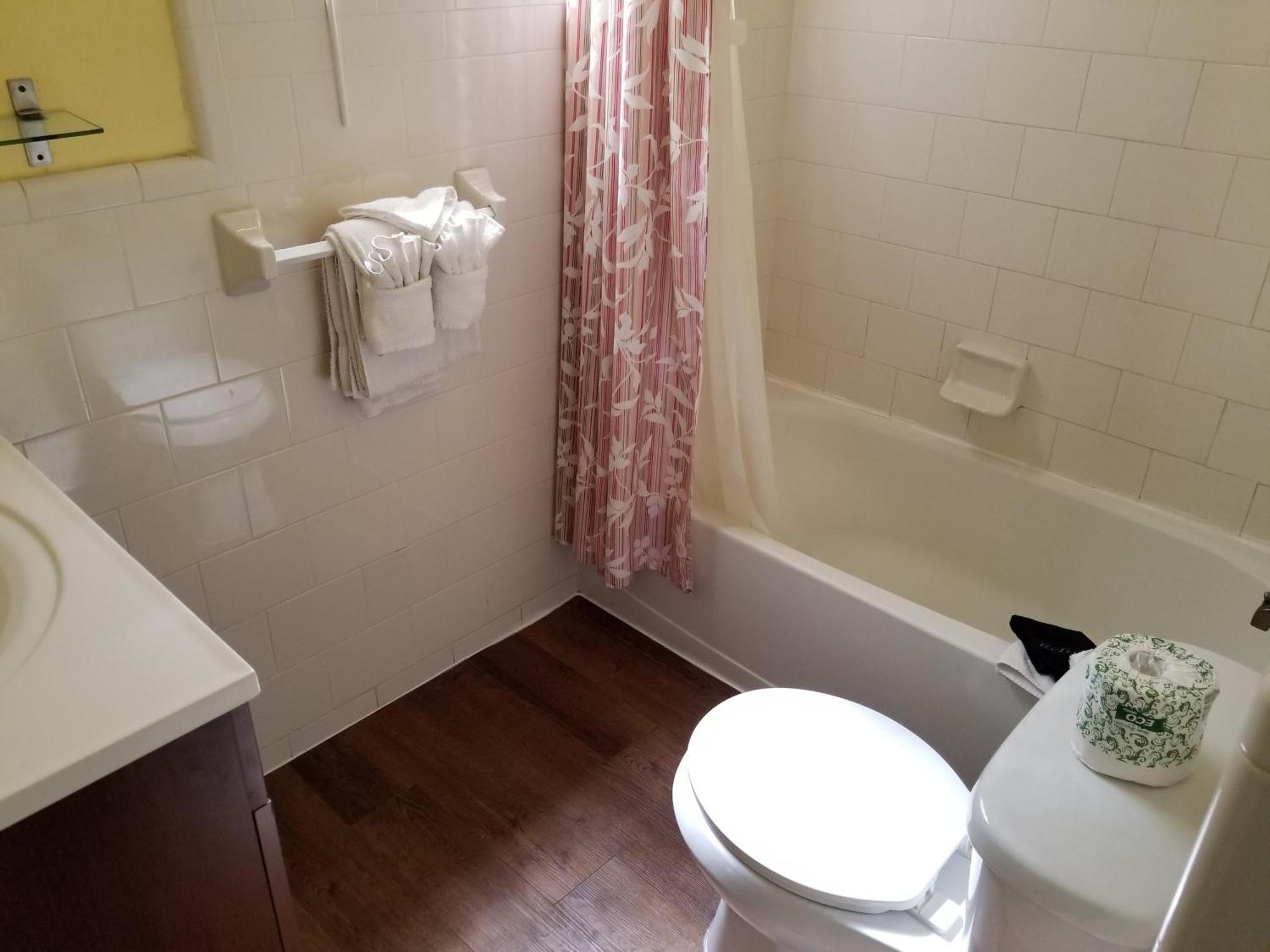 Two-Bedroom Apartment,824445608:JPEG