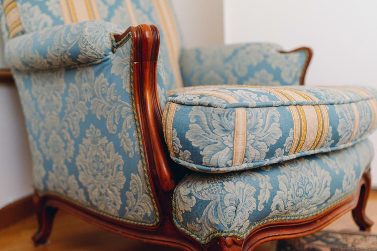 Large Suite