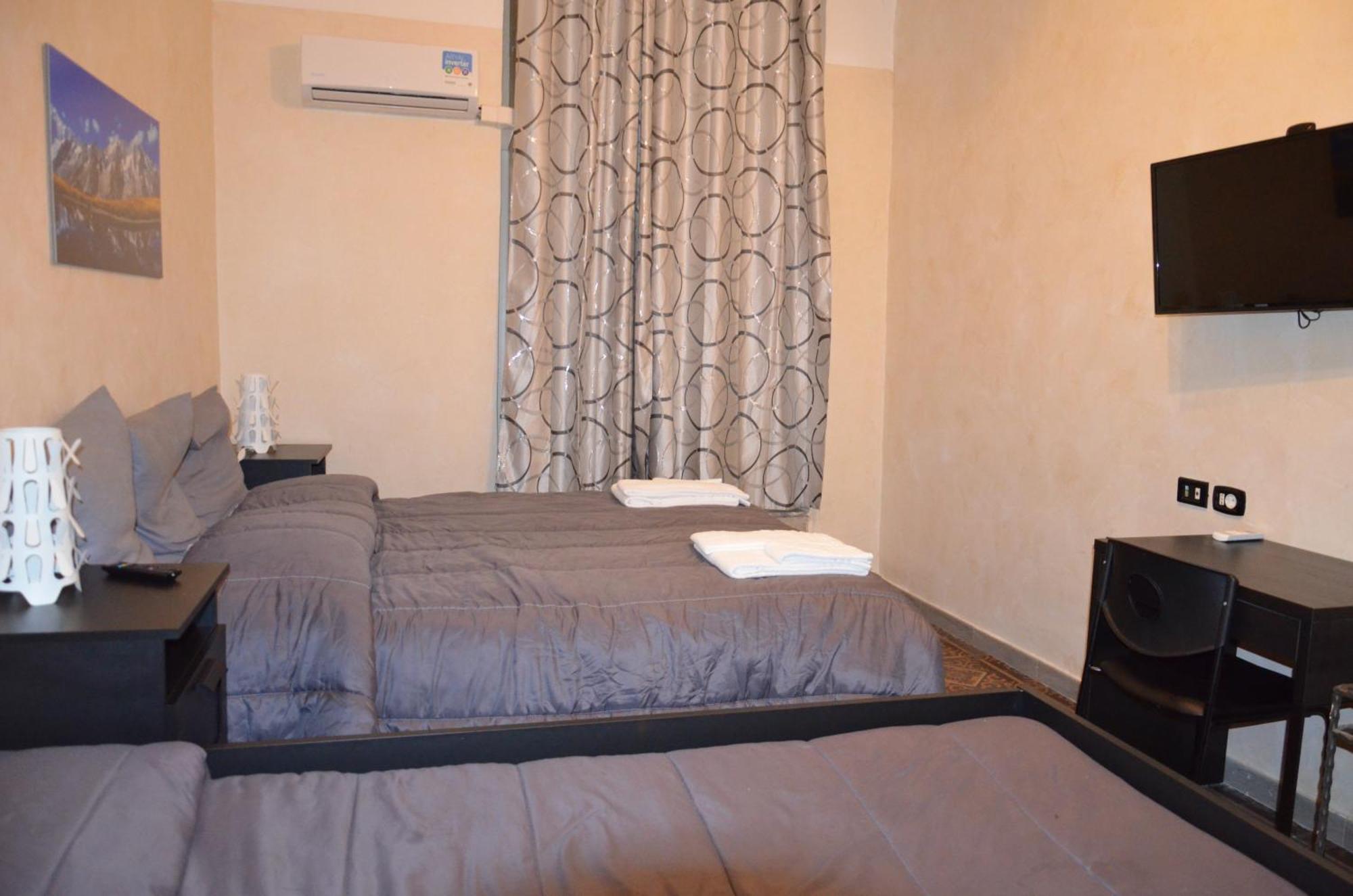 Double Room Private Bathroom