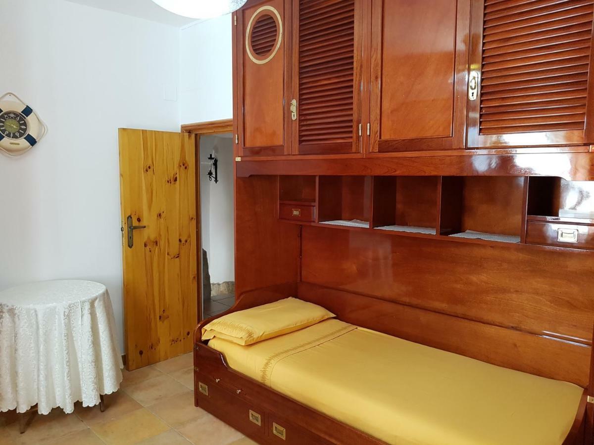 Quadruple Room Bath