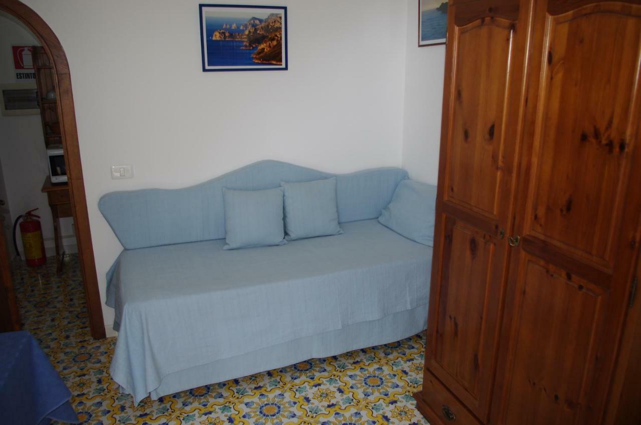 Double or Twin Room Private External Bathroom