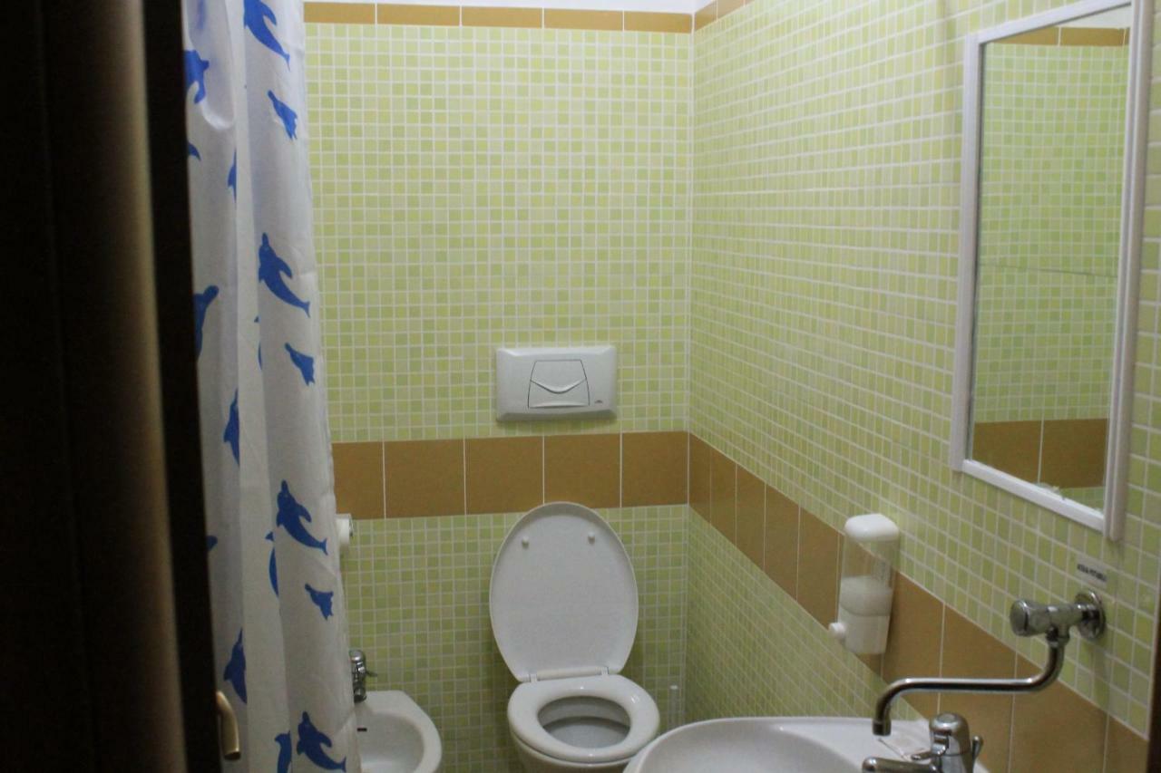 Economy Twin Room Balcony