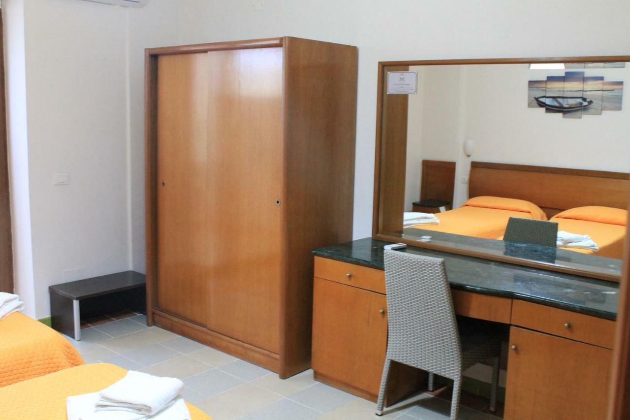 Economy Twin Room Balcony