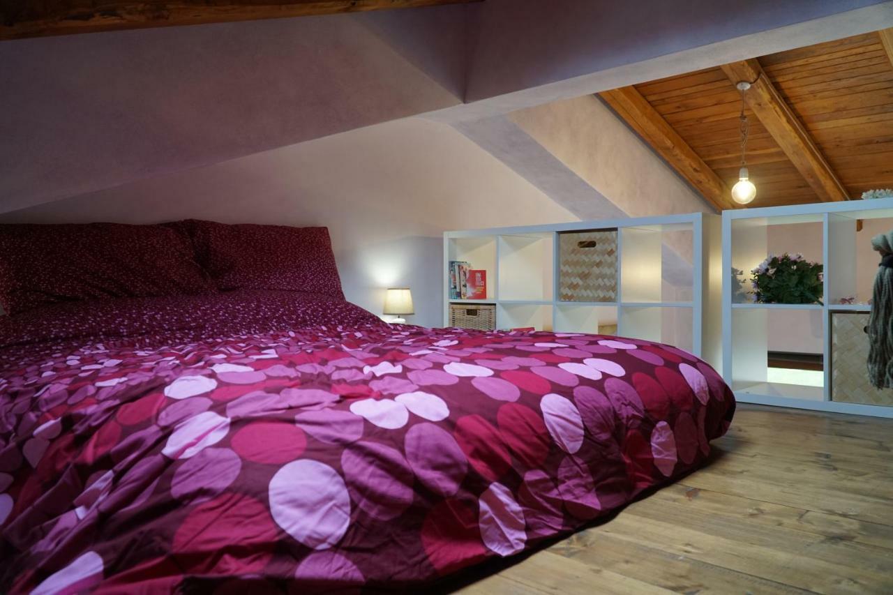 Double Room with Pool View,893418484:JPEG