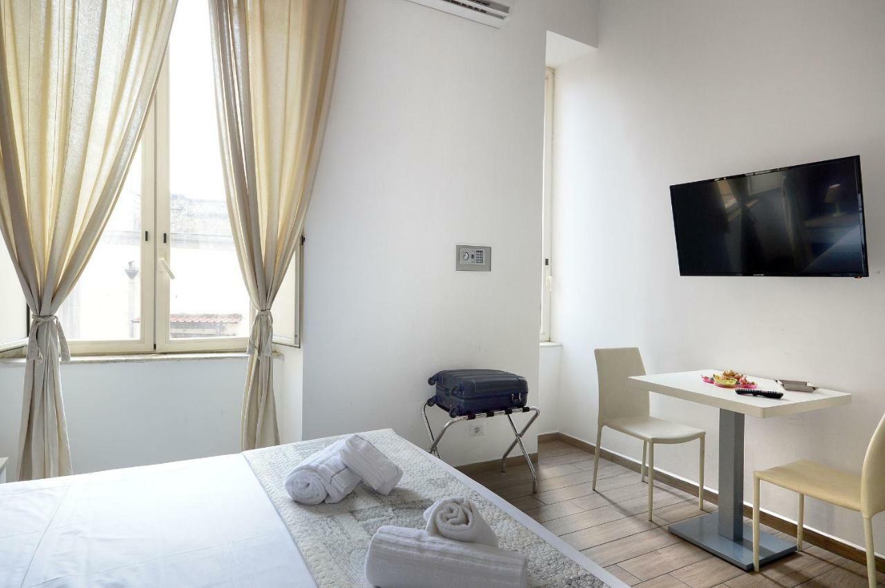 Double Room Private Bathroom