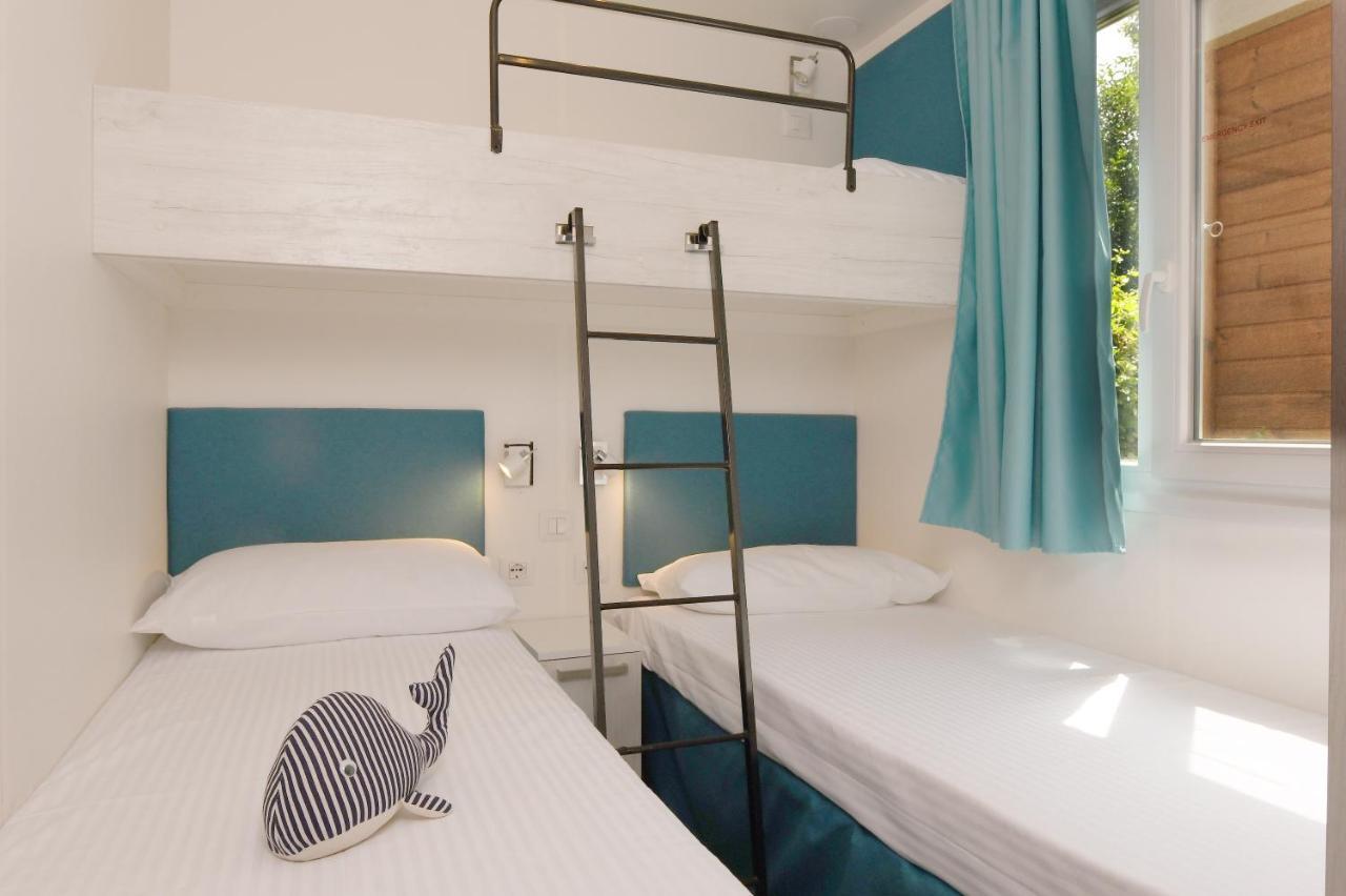 Mobile Home Prestige beach access