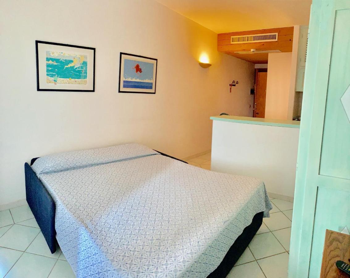Basic Triple Room,989559232:JPEG