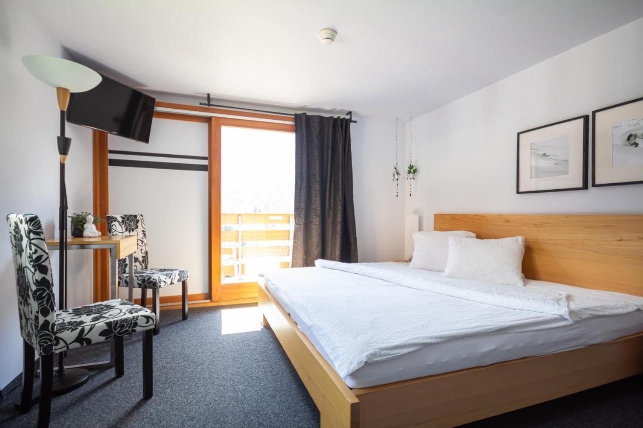 Double Room with Balcony,1589204977:JPEG