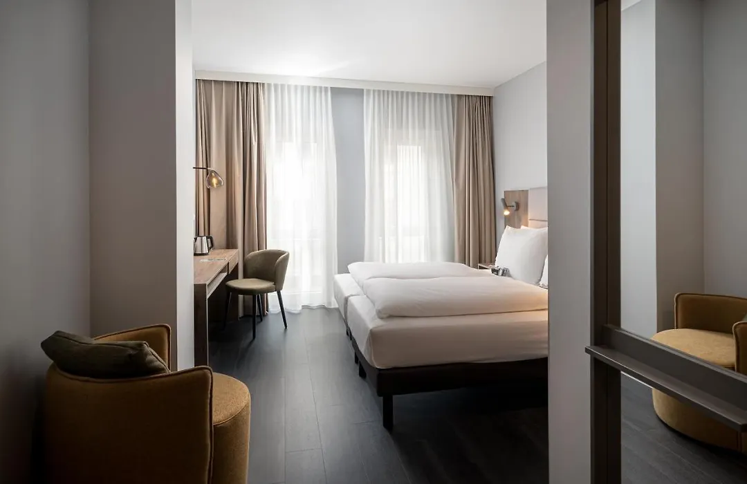 Elaya Hotel Oberhausen, Trademark By Wyndham-1