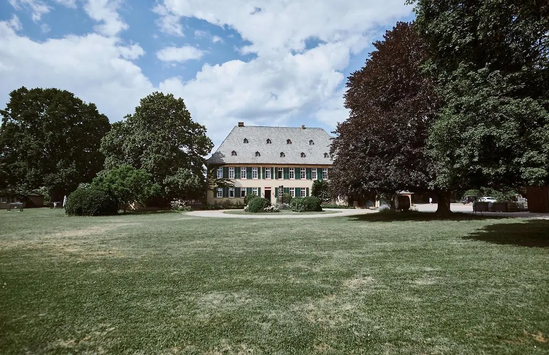 Gutshotel Baron Knyphausen-1