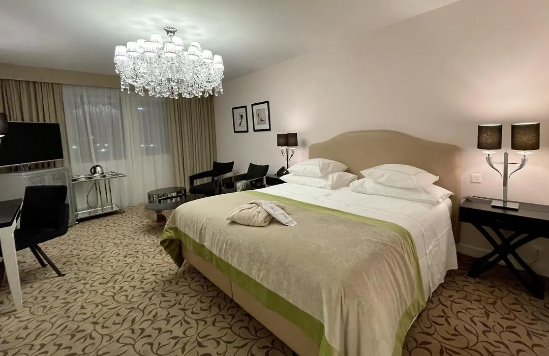 Hotel Adriatica-1
