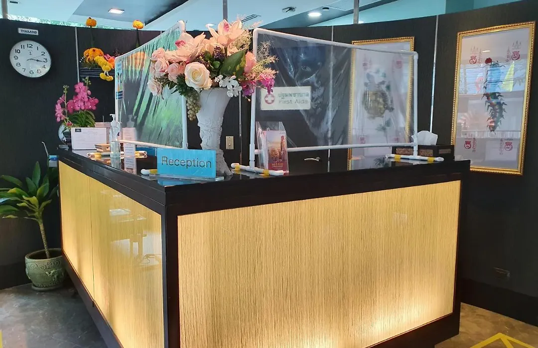 Amora NeoLuxe Suites Hotel-1