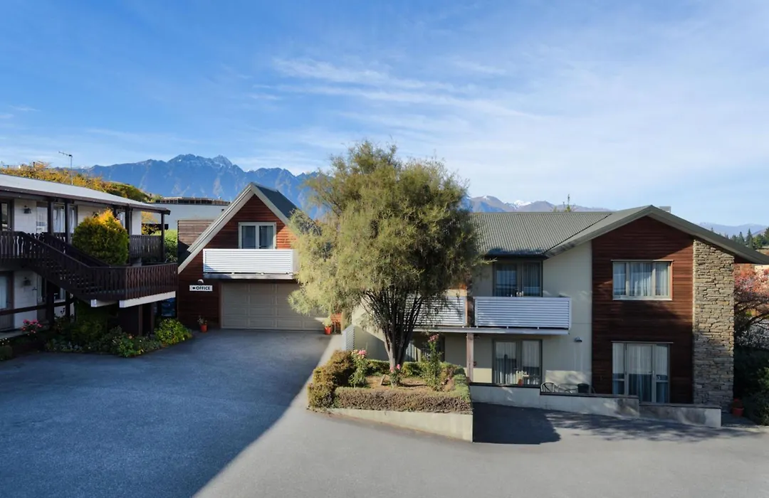 Queenstown Motel Apartments (Adults Only)-1