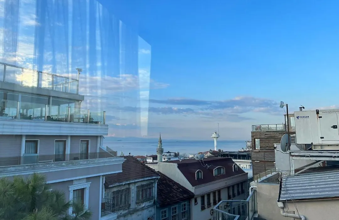 Apex Hotel-1