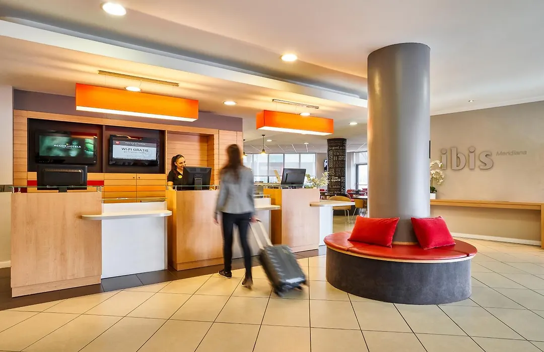 Ibis Barcelona Meridiana-1