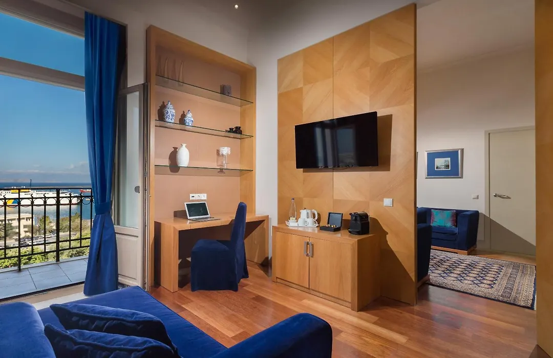 Gdm Megaron, Historical Monument Hotel-1