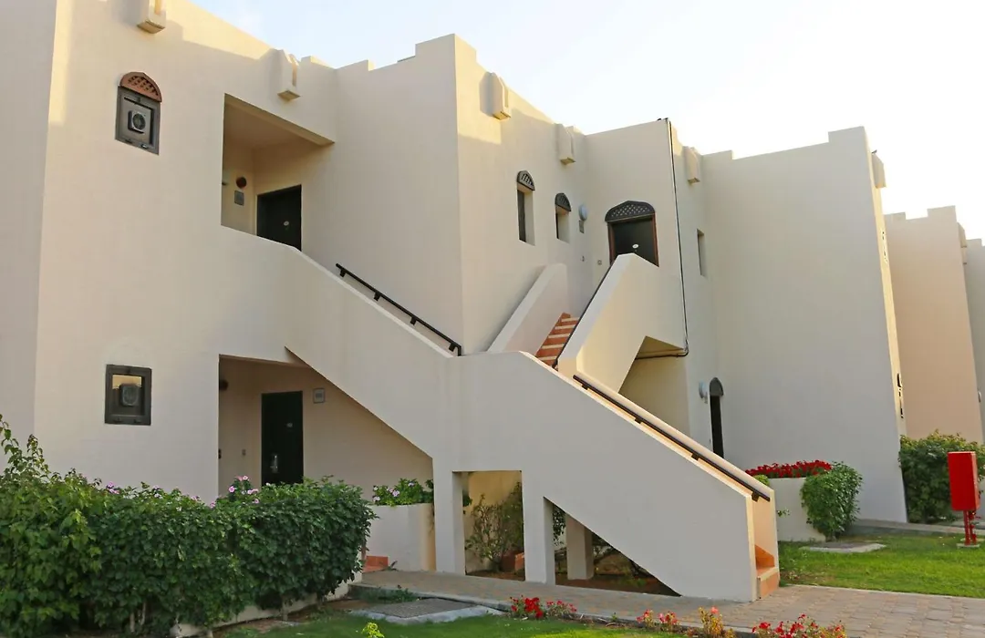 Radisson Blu Hotel&Resort, Al Ain-1
