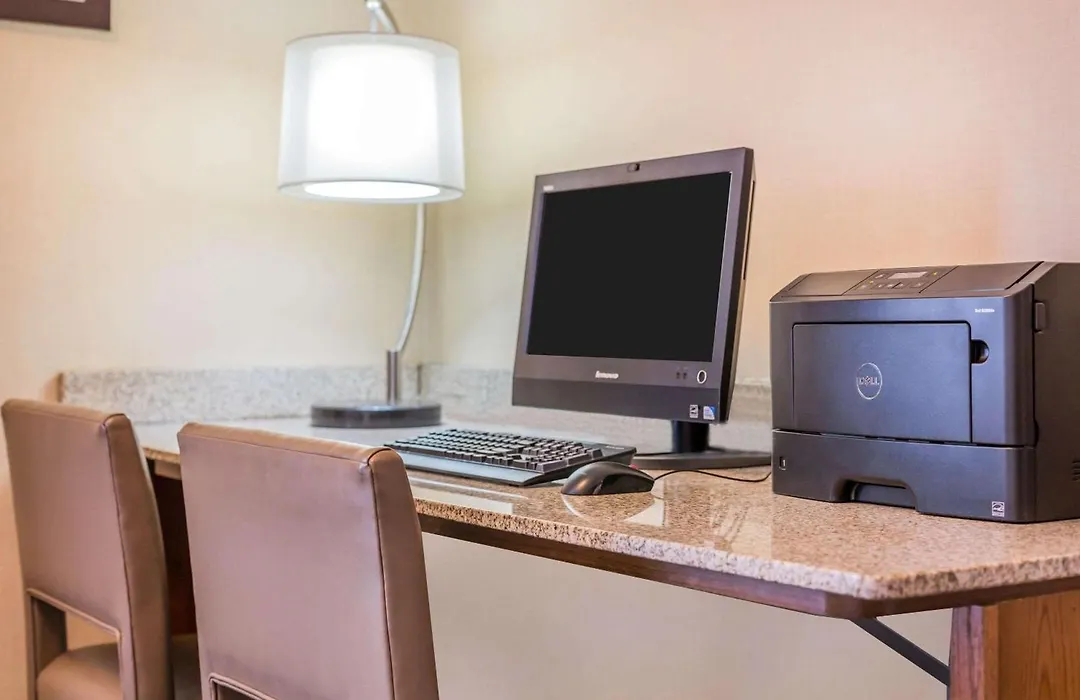 Comfort Inn & Suites South Burlington Near University-1