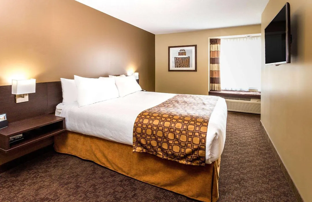 Microtel Inn & Suites By Wyndham Whitecourt-1