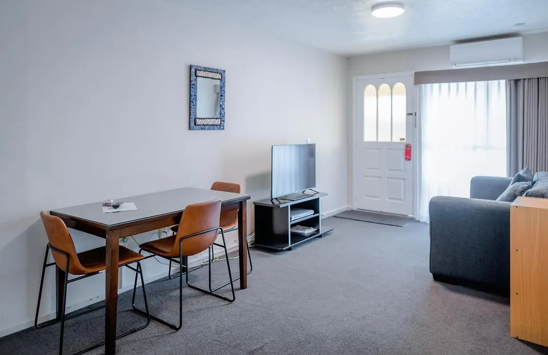 Merivale Court Motel-1