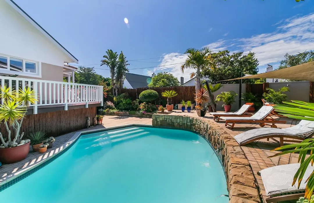 African Breeze Guesthouse-1