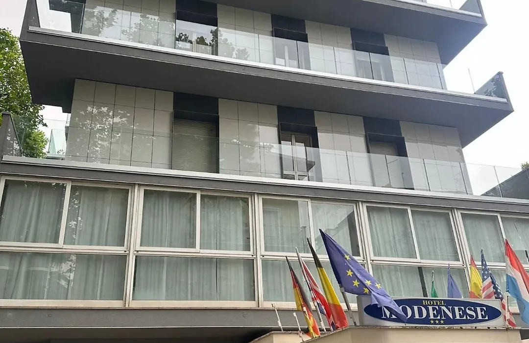 Hotel Modenese-1
