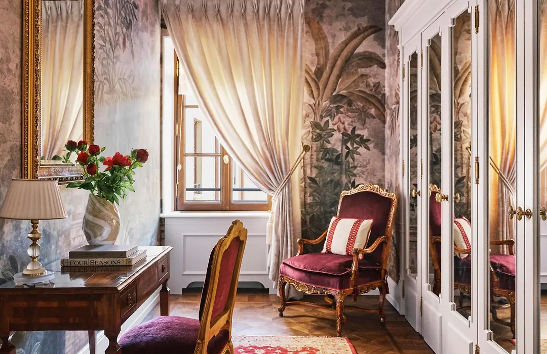 Four Seasons Hotel Firenze-1