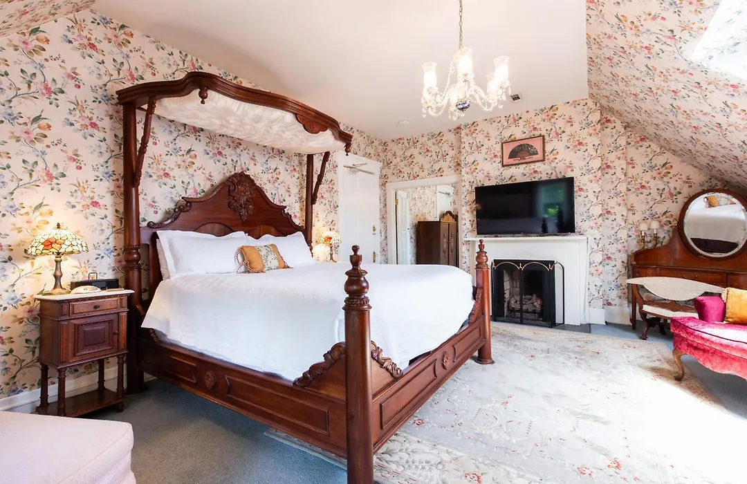Central Park Bed & Breakfast-1