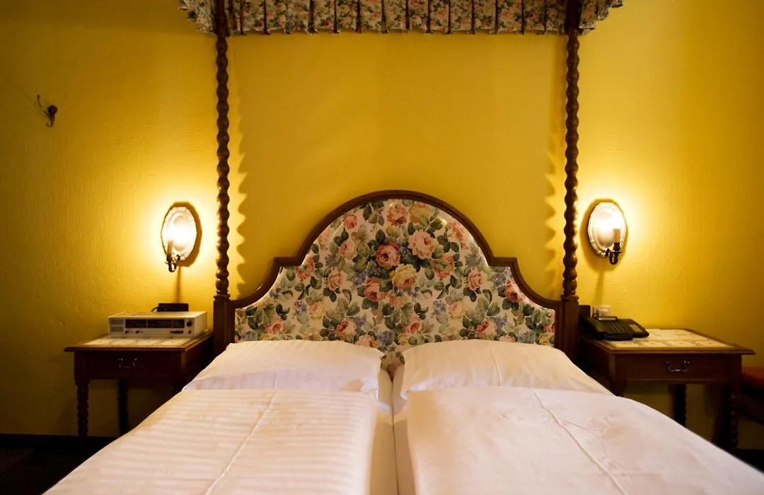 Hotel Hohenstauffen-1