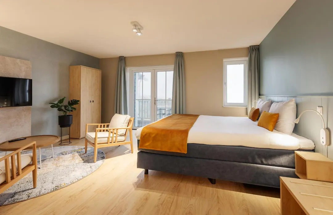 Beachhotel Cape Helius-1