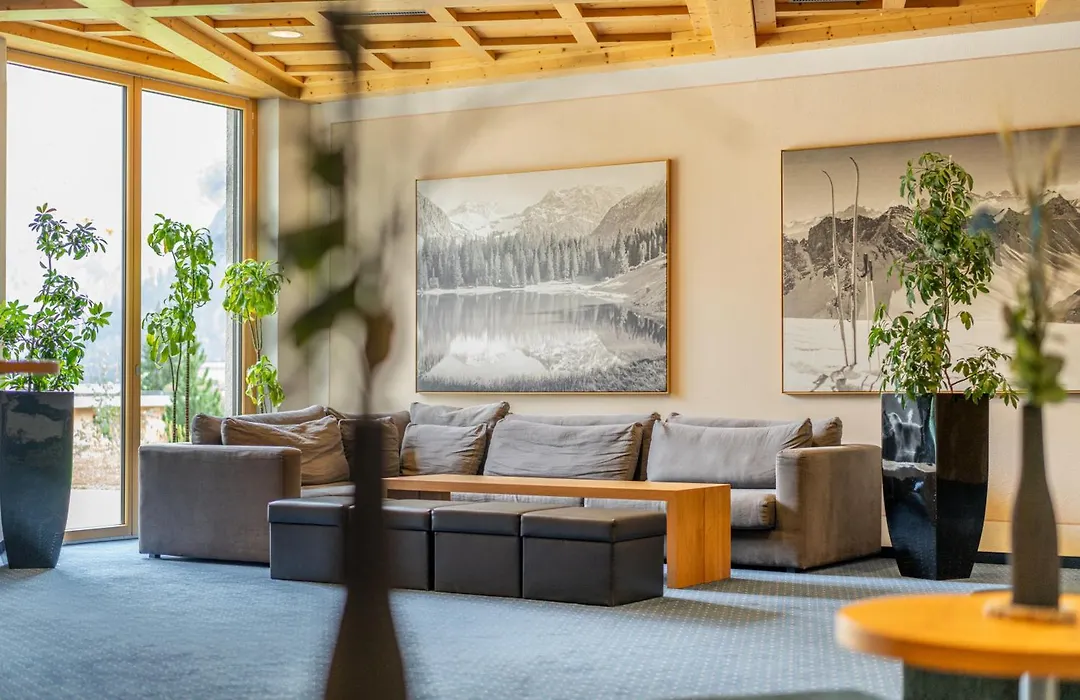 Waldhotel Arosa-1
