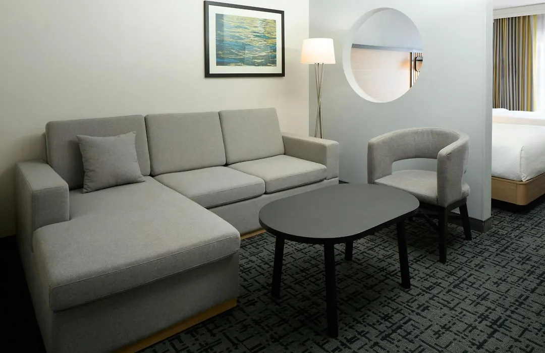 Fairfield Inn & Suites By Marriott Montreal Airport-1